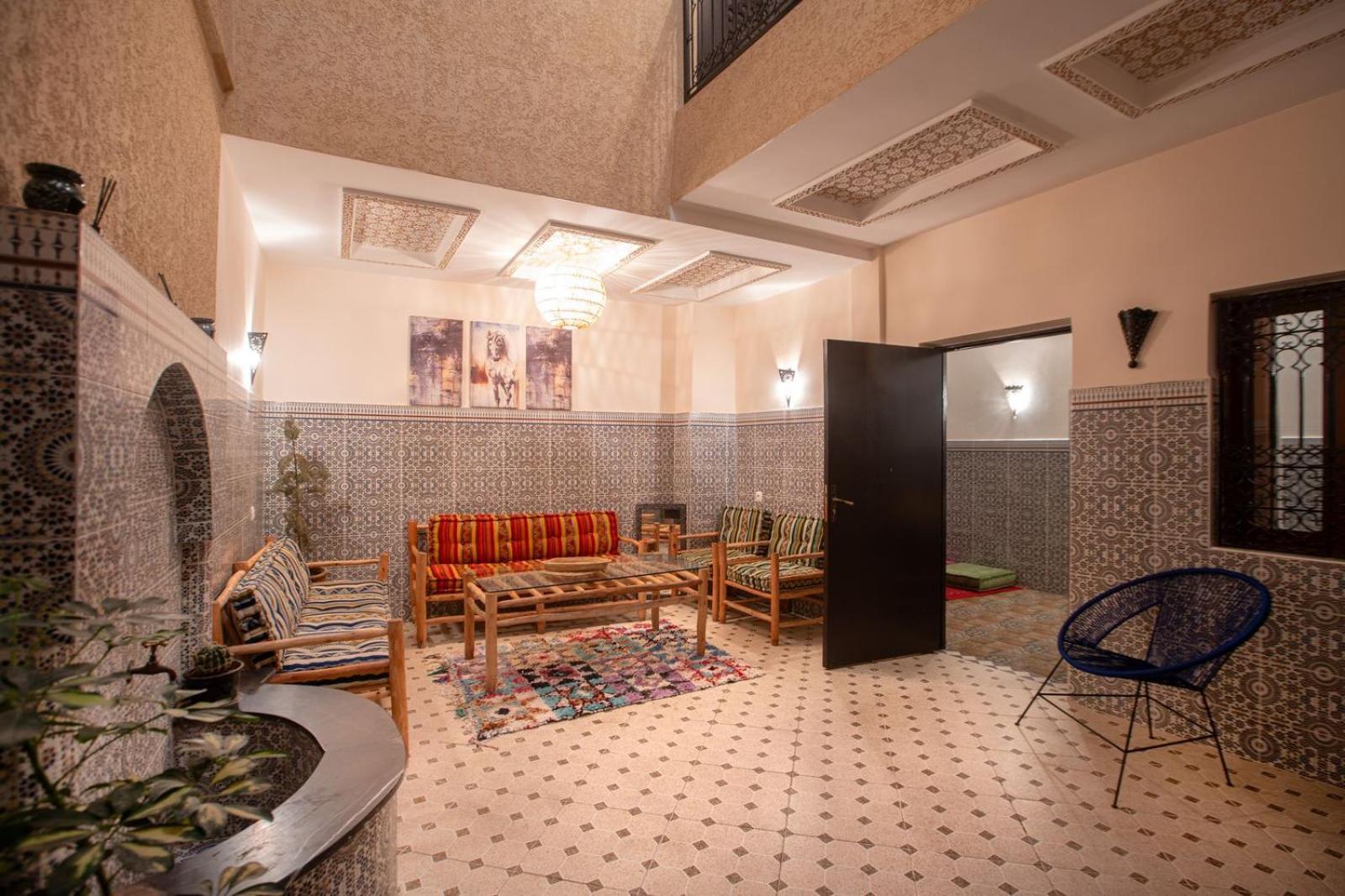 Private Riad 3Ch Salon, Terrasse Avec Jacuzzi , A Jemaa El Fna Marrakesh Exterior foto